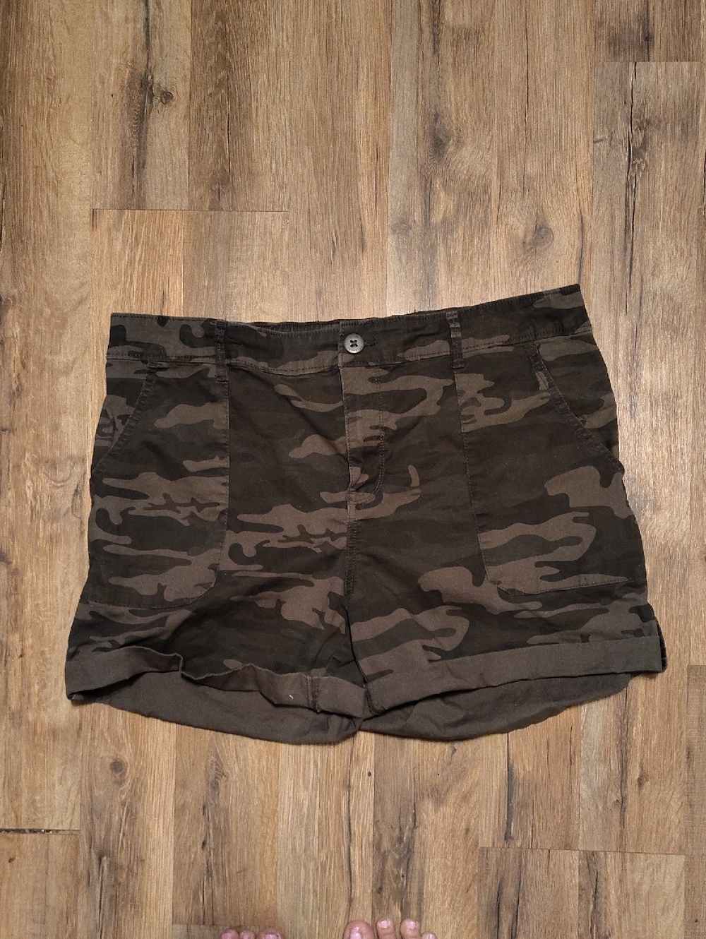 Camouflage Utility Shorts